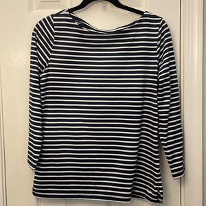 Vineyard Vines women’s Sankaty 3/4 sleeve top.